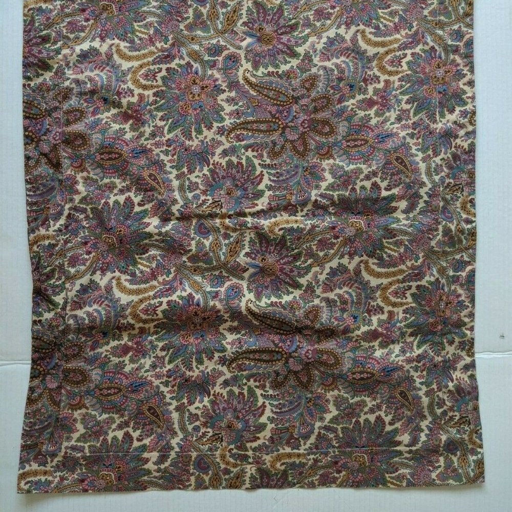 Pottery Barn Set of 2 PILLOW SHAMS  23" x 28" Paisley Purple Tan Cotton Standard
